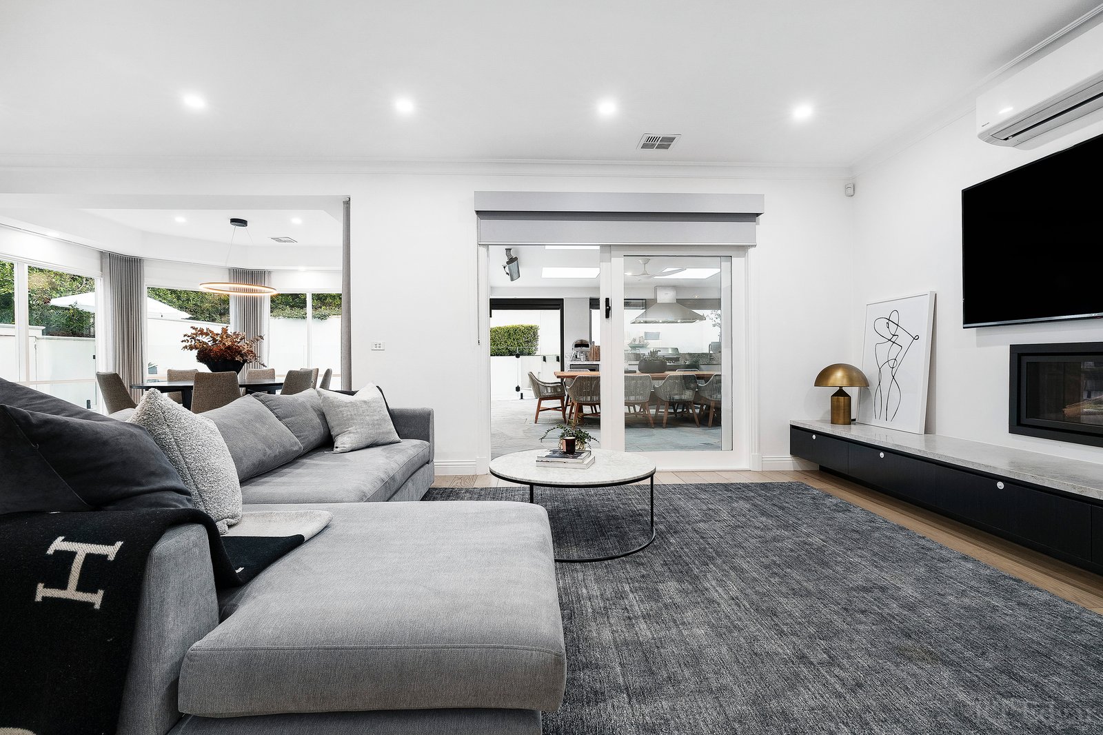 Real Estate and Property in 17 Lachlan Grange, Bulleen, VIC