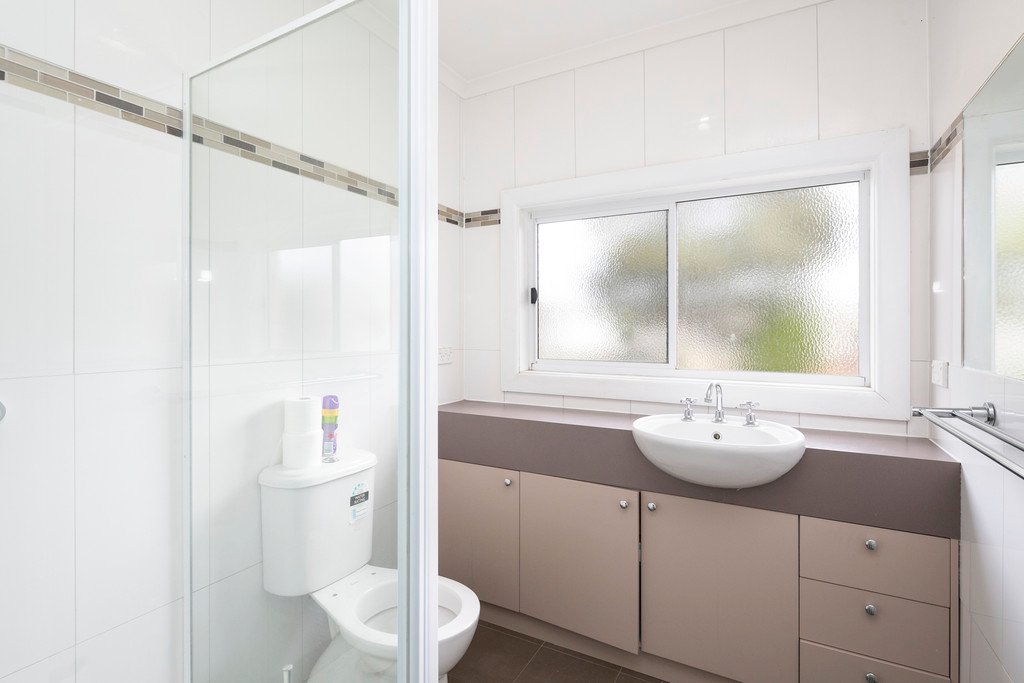17 Lake Street WENDOUREE 5