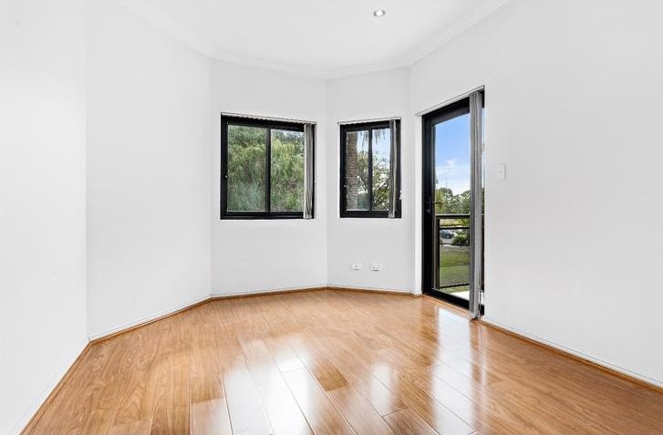 17 Lakeside Avenue MONTEREY 6