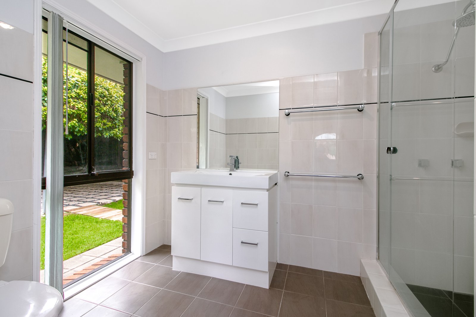 17 Lakeview Parade TWEED HEADS SOUTH NSW 2486