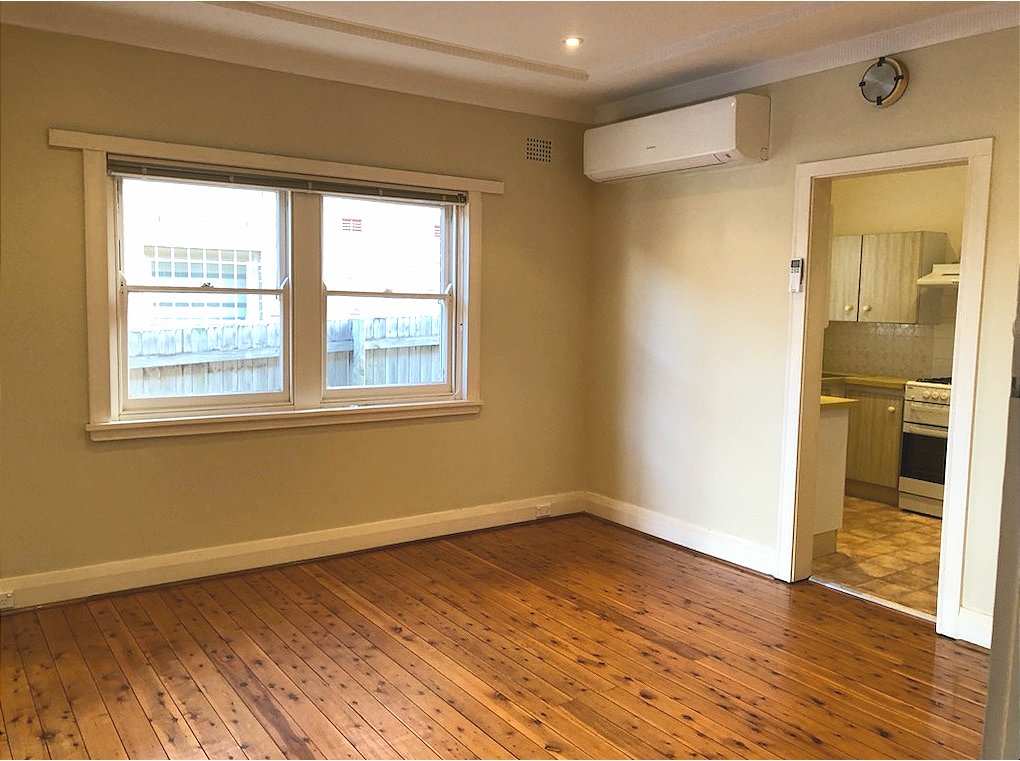 17 Lamrock Avenue RUSSELL LEA 2