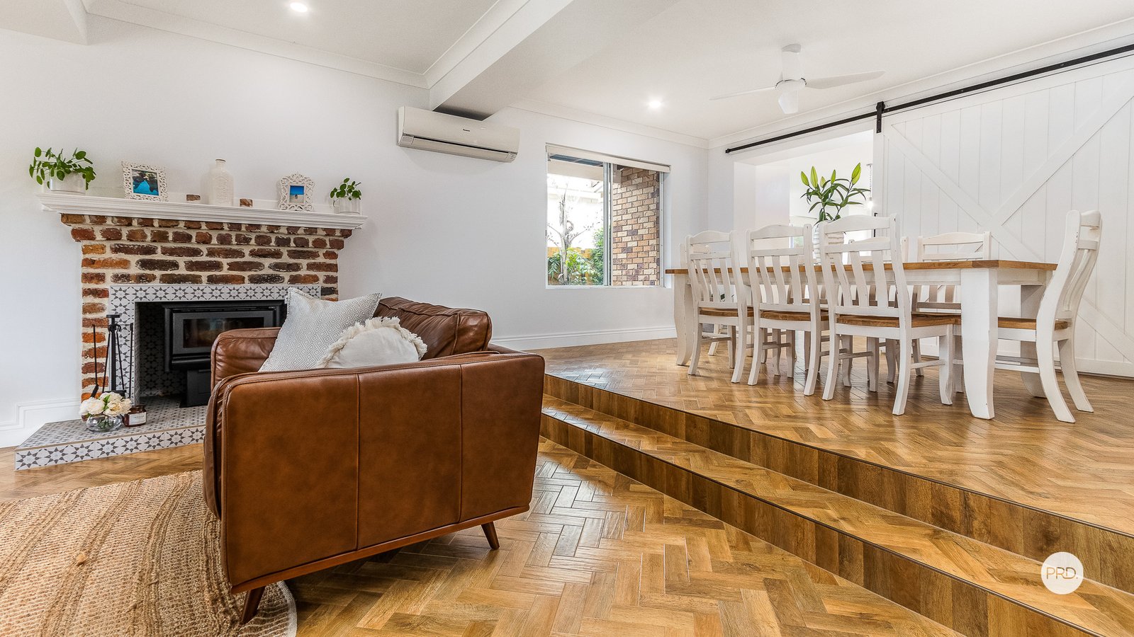 17 LANCEWOOD Street VICTORIA POINT 14