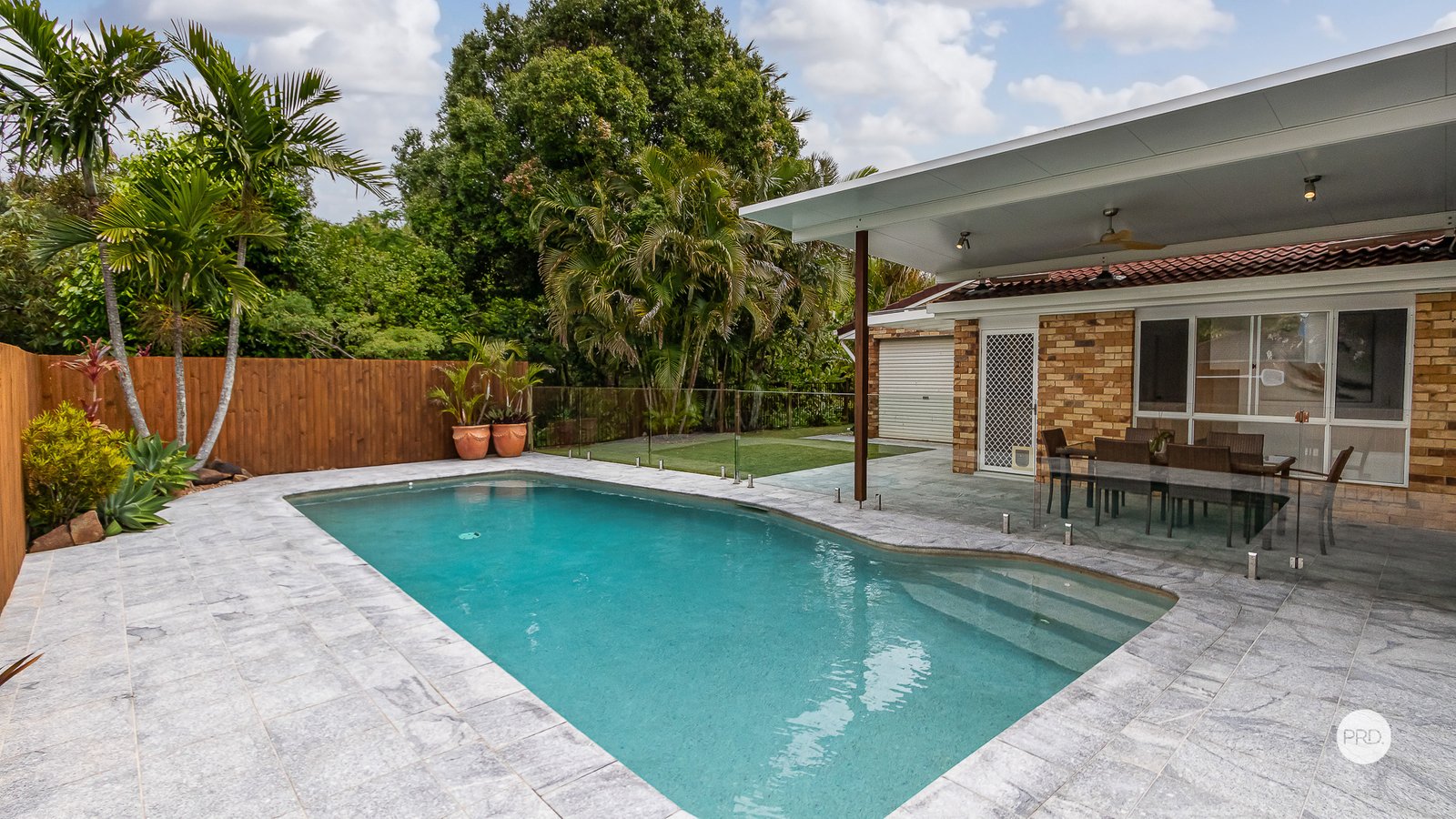 17 LANCEWOOD Street VICTORIA POINT 28