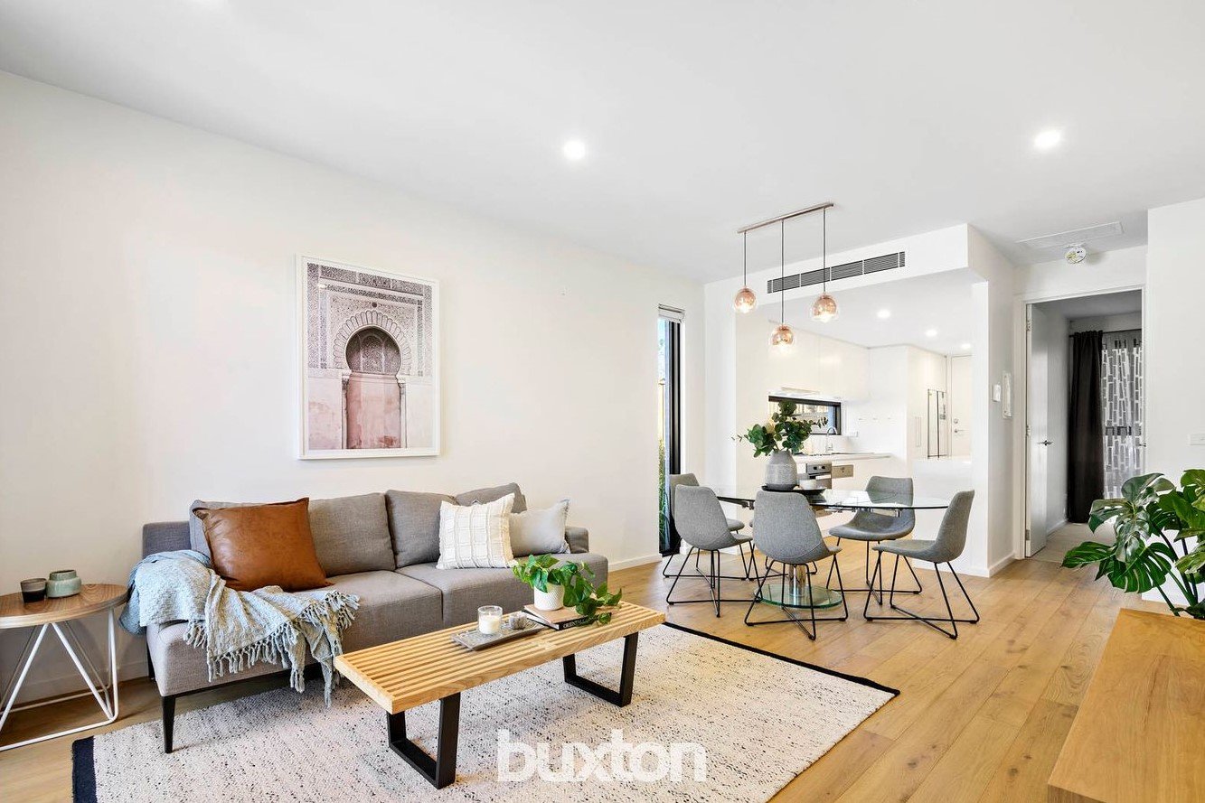 Gallery: 17 Landcox Street