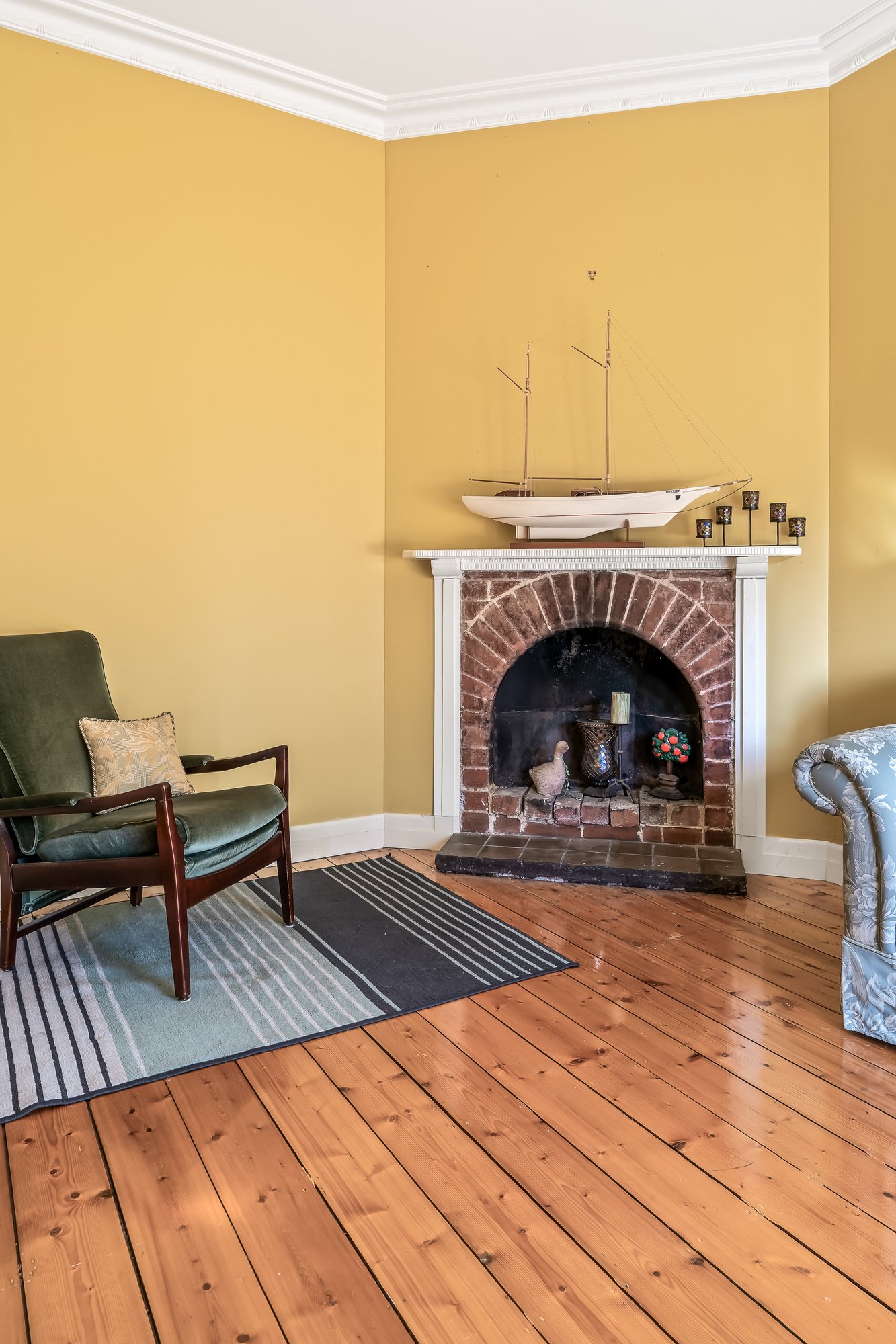 Real Estate and Property in 17 Latona Avenue, Preston, VIC