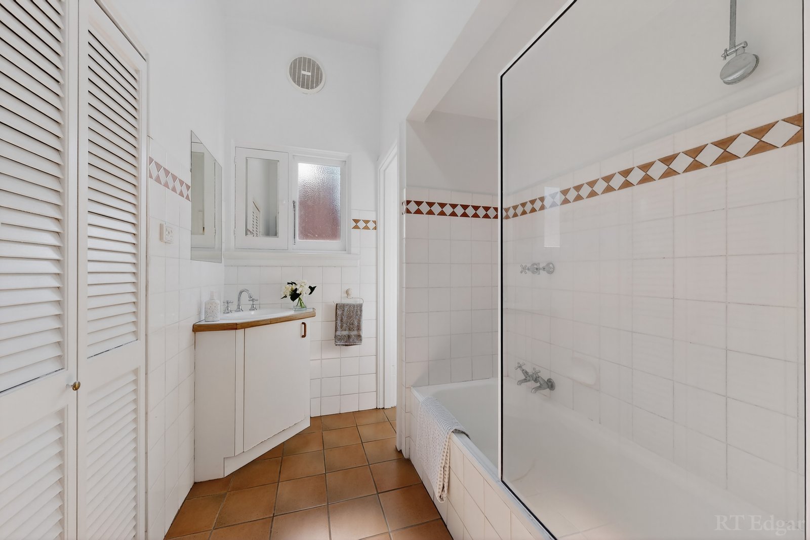 Real Estate and Property in 1/7 Lisson Grove, Hawthorn, VIC