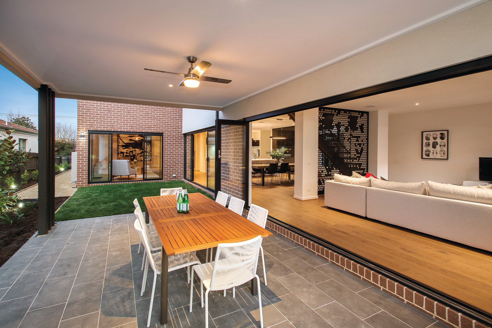 17 Loch Street, Kew, VIC