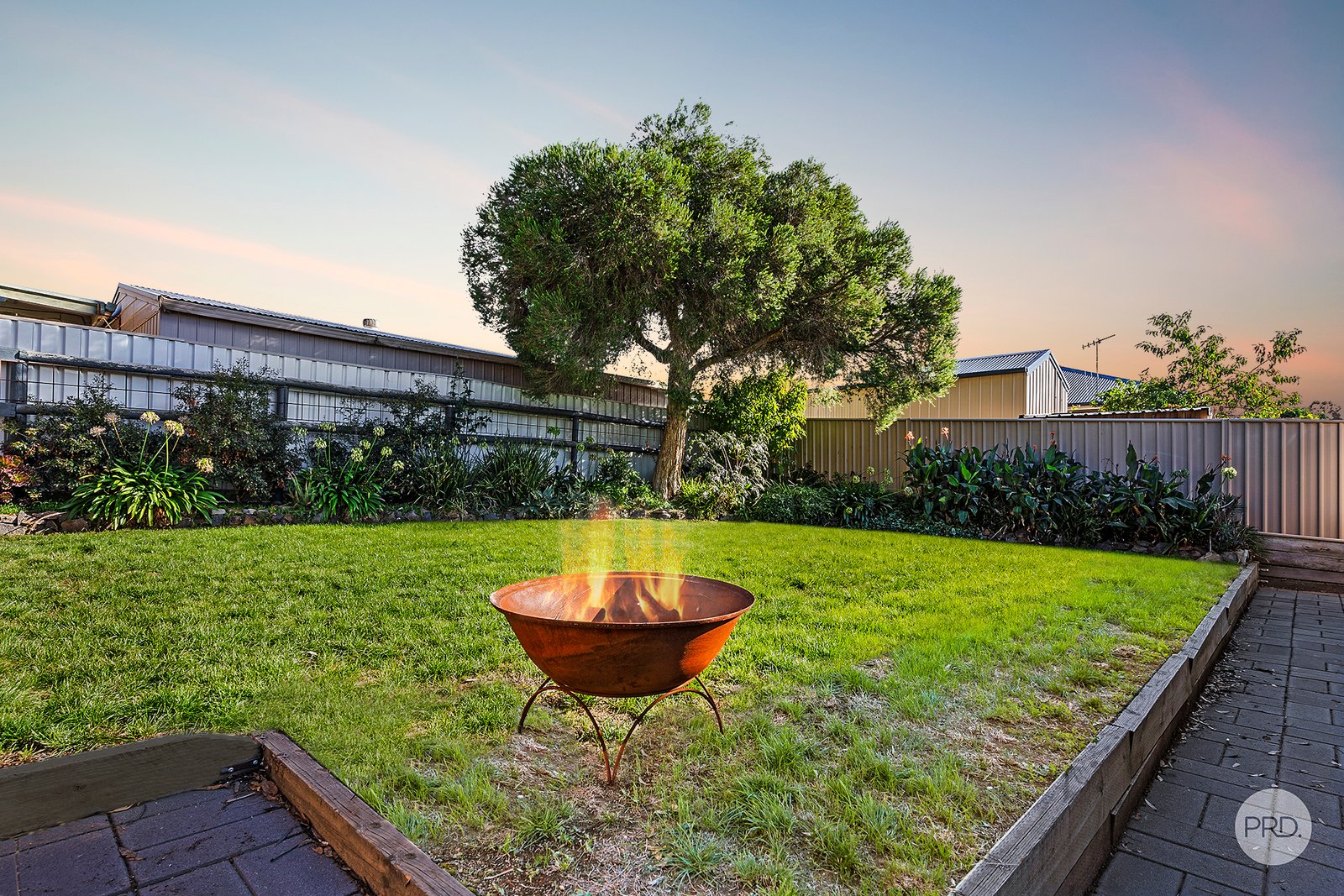 17 Lowe Street KANGAROO FLAT 12