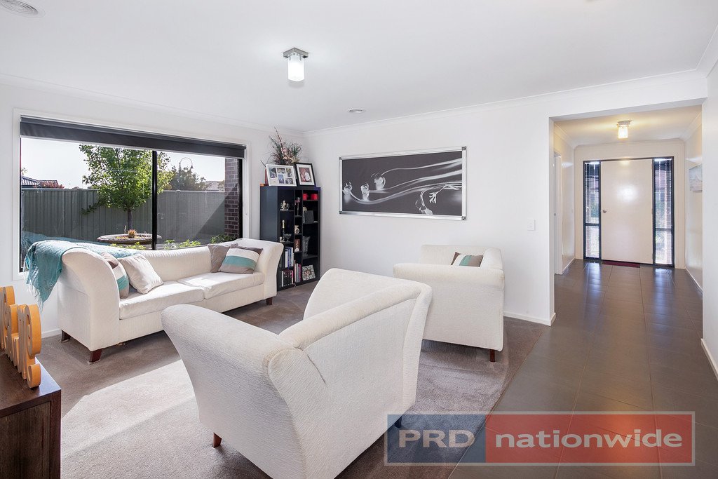 17 Lowry Crescent MINERS REST 4