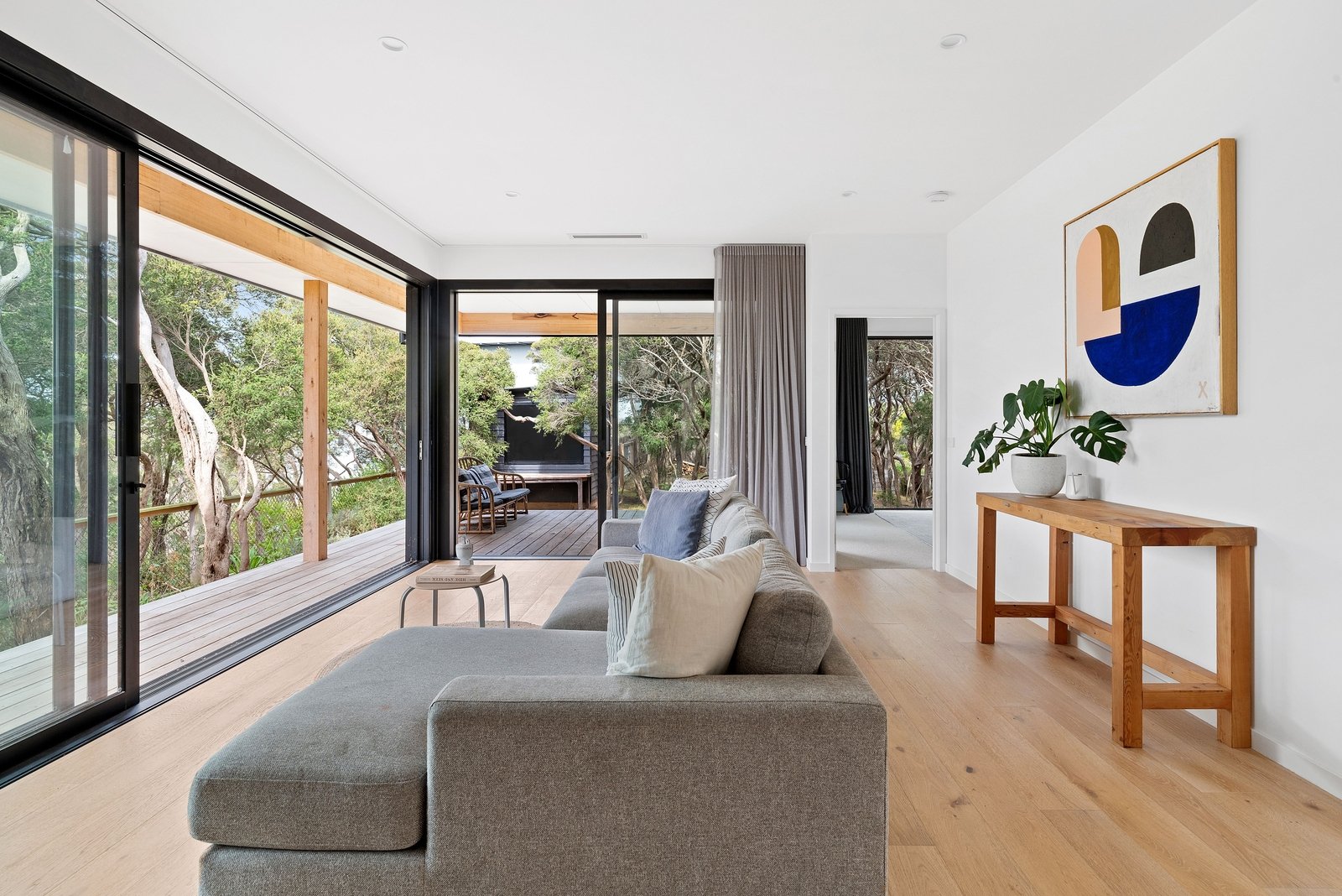 Gallery: 17 Lydgate Street