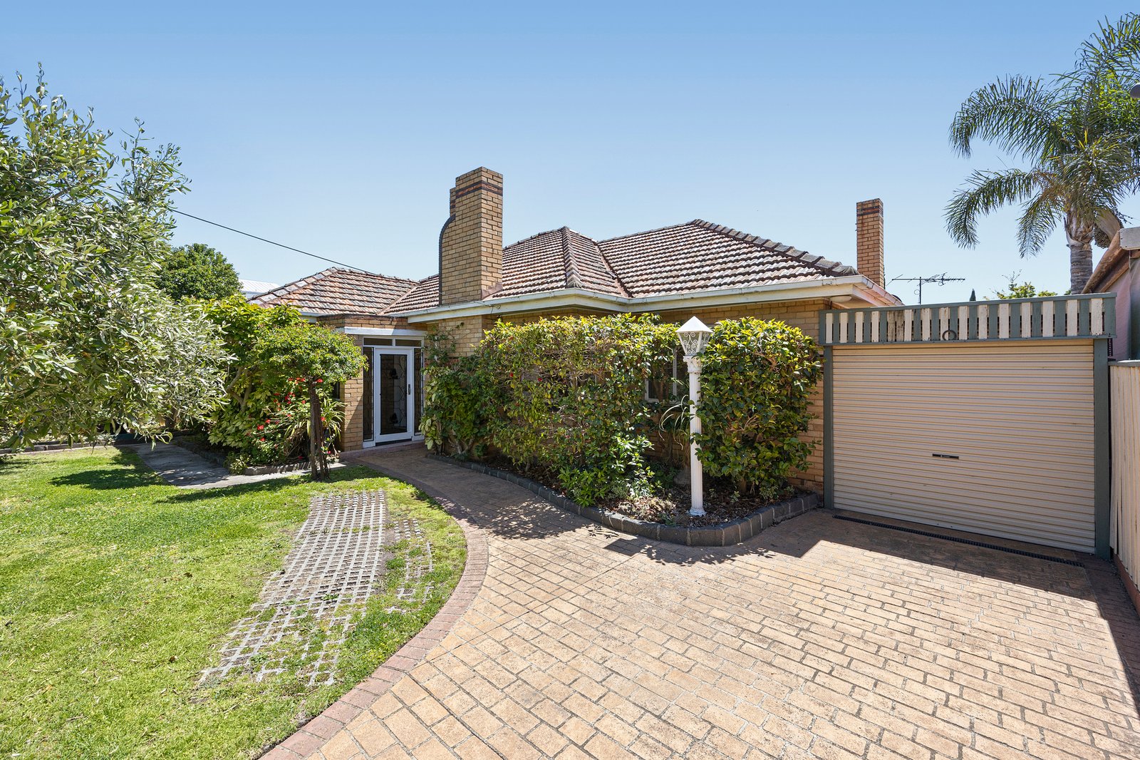 Gallery: 17 Lydia Street