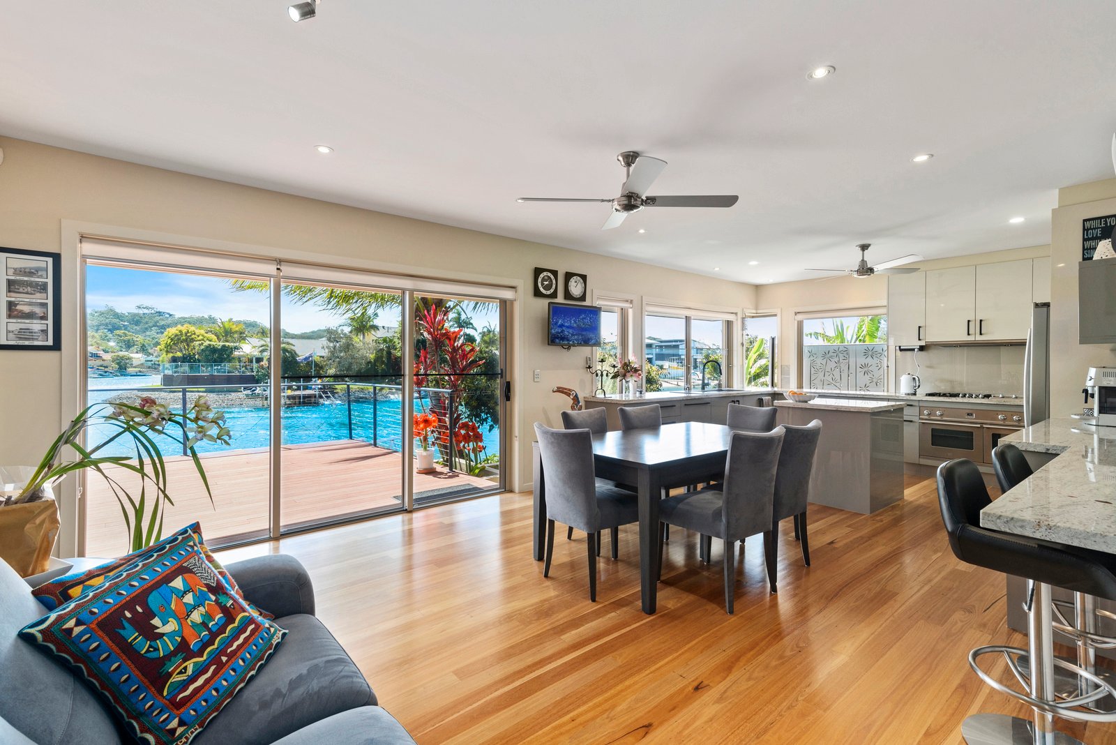 17 Mackerel Court PALM BEACH 10