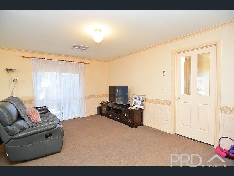 17 Macquarie Court MILDURA 7