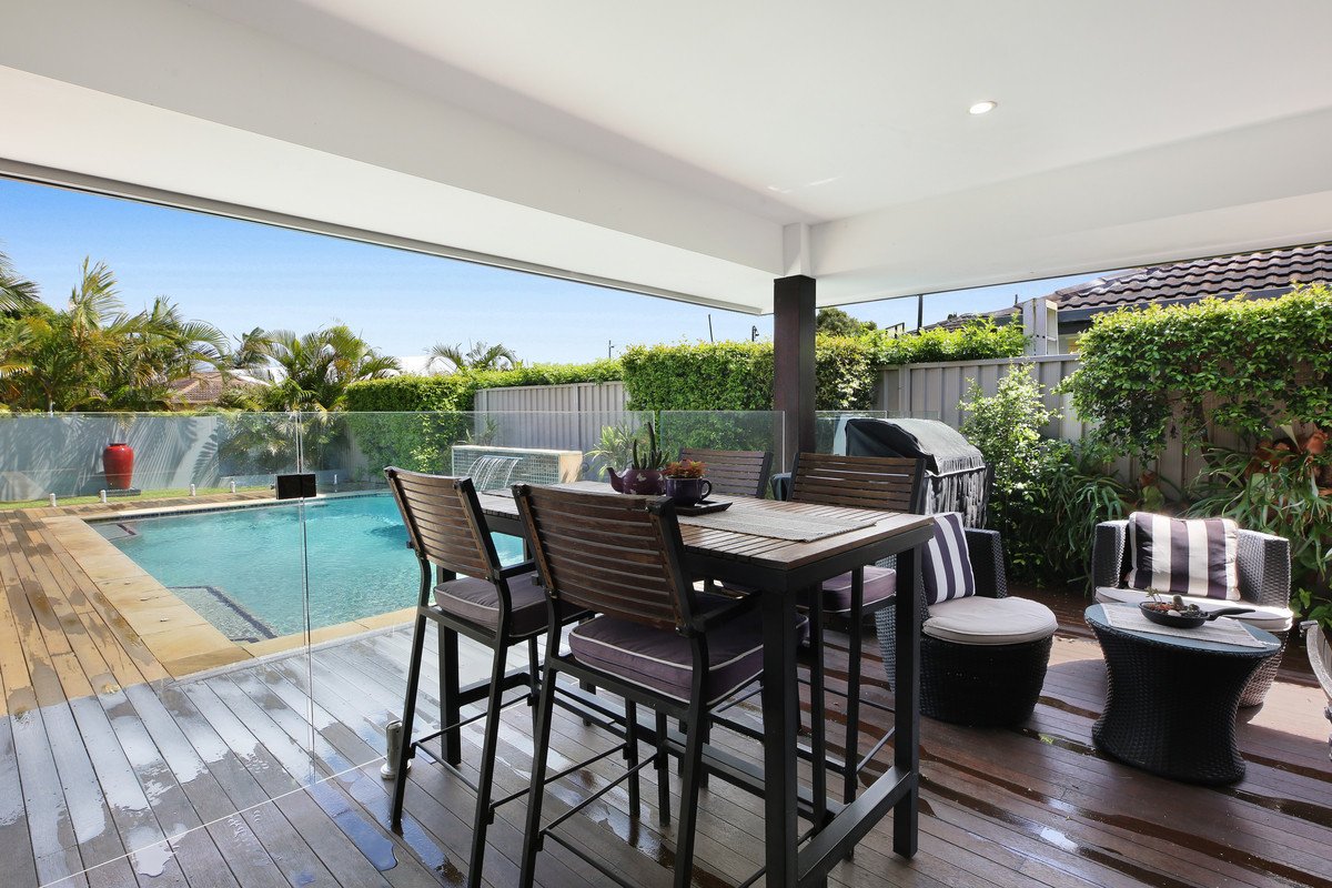 17 Manakin Avenue Burleigh Waters 5