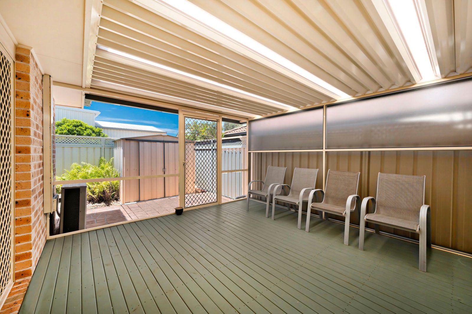 17 Mariner Crescent SALAMANDER BAY 7