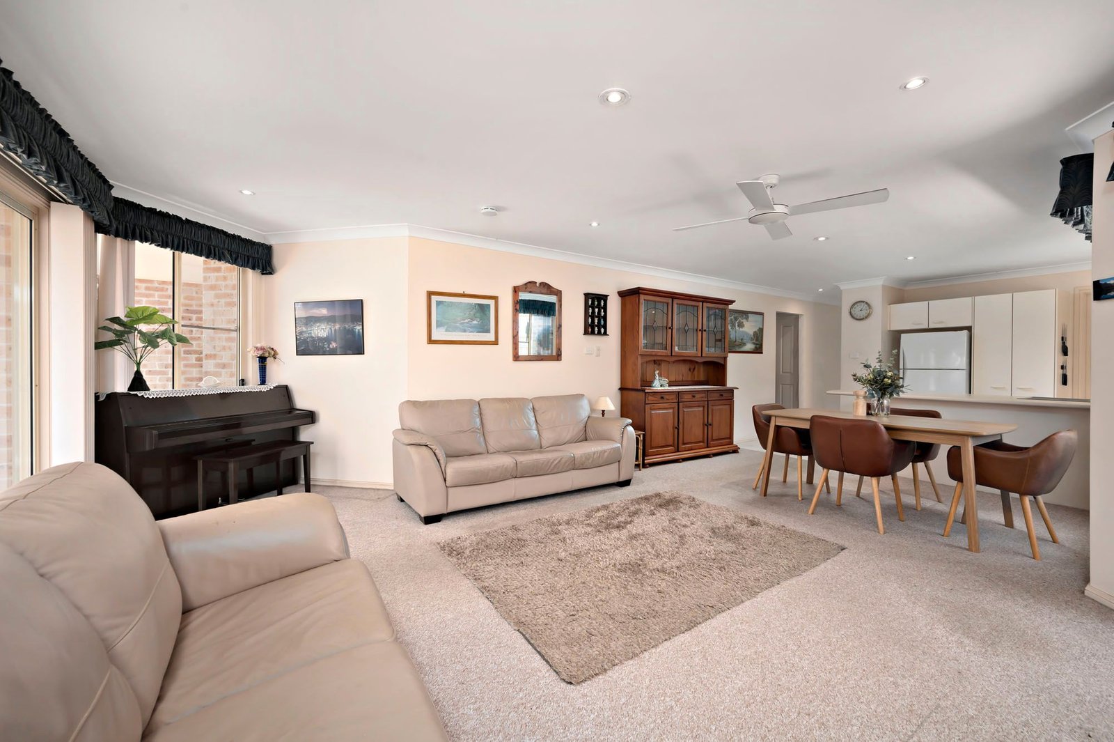 17 Mariner Crescent SALAMANDER BAY 6