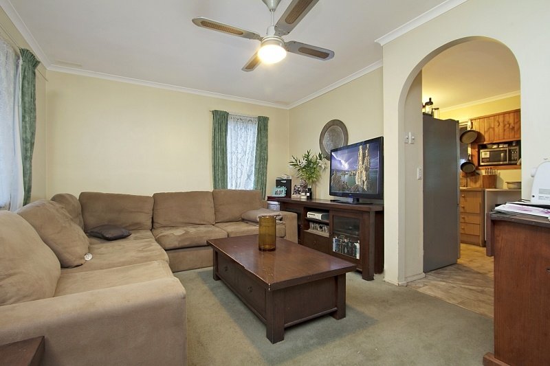 17 Marroo Street WHITE HILLS 2
