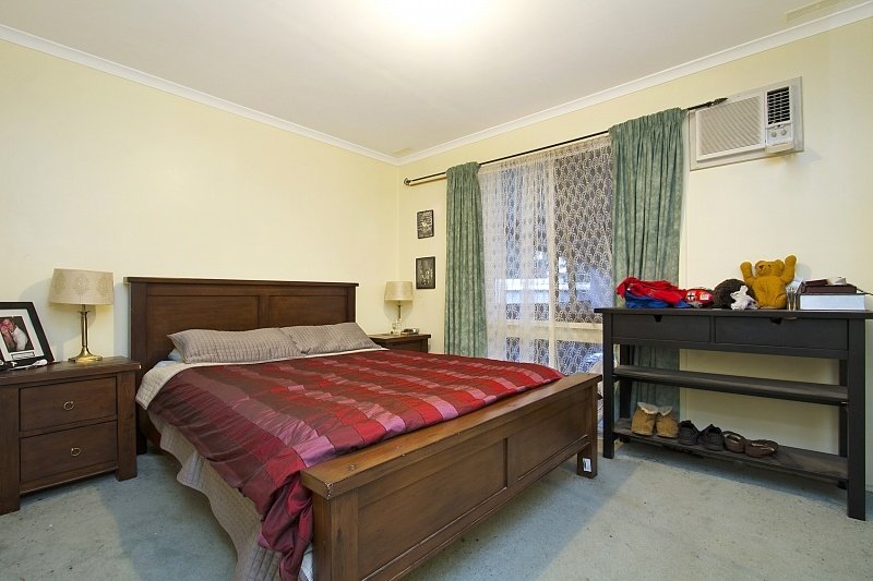17 Marroo Street WHITE HILLS 4