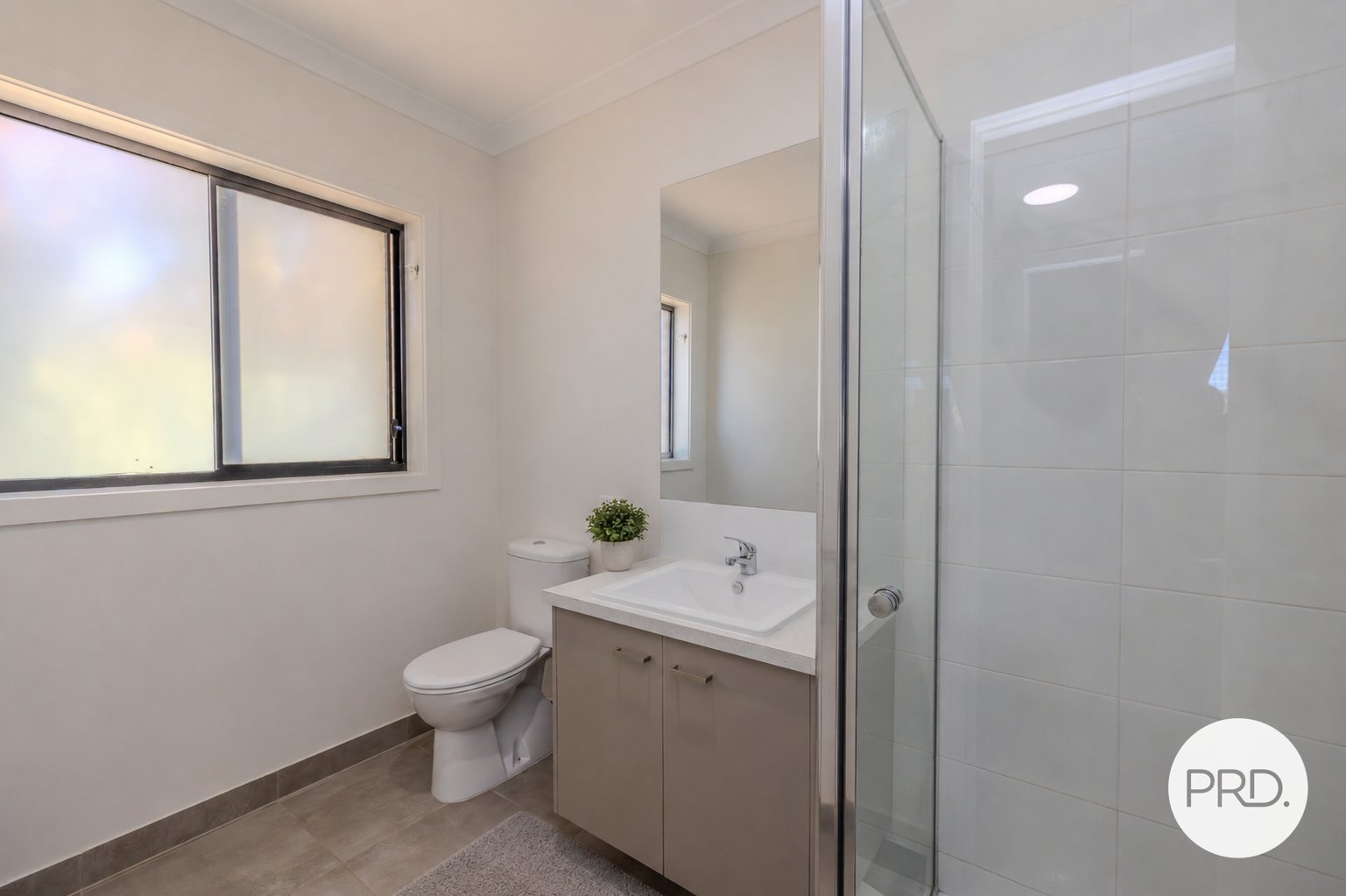 17 Mary Court ROBINVALE 7