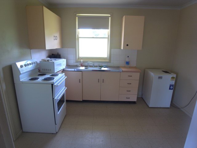 17 Mate St  TUMBARUMBA 4