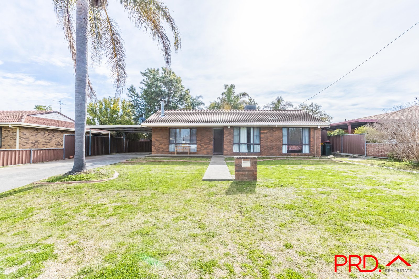 17 Maxwell Street TAMWORTH 1
