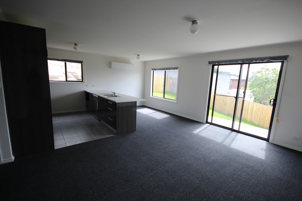 17 McGill Rise CLAREMONT 2