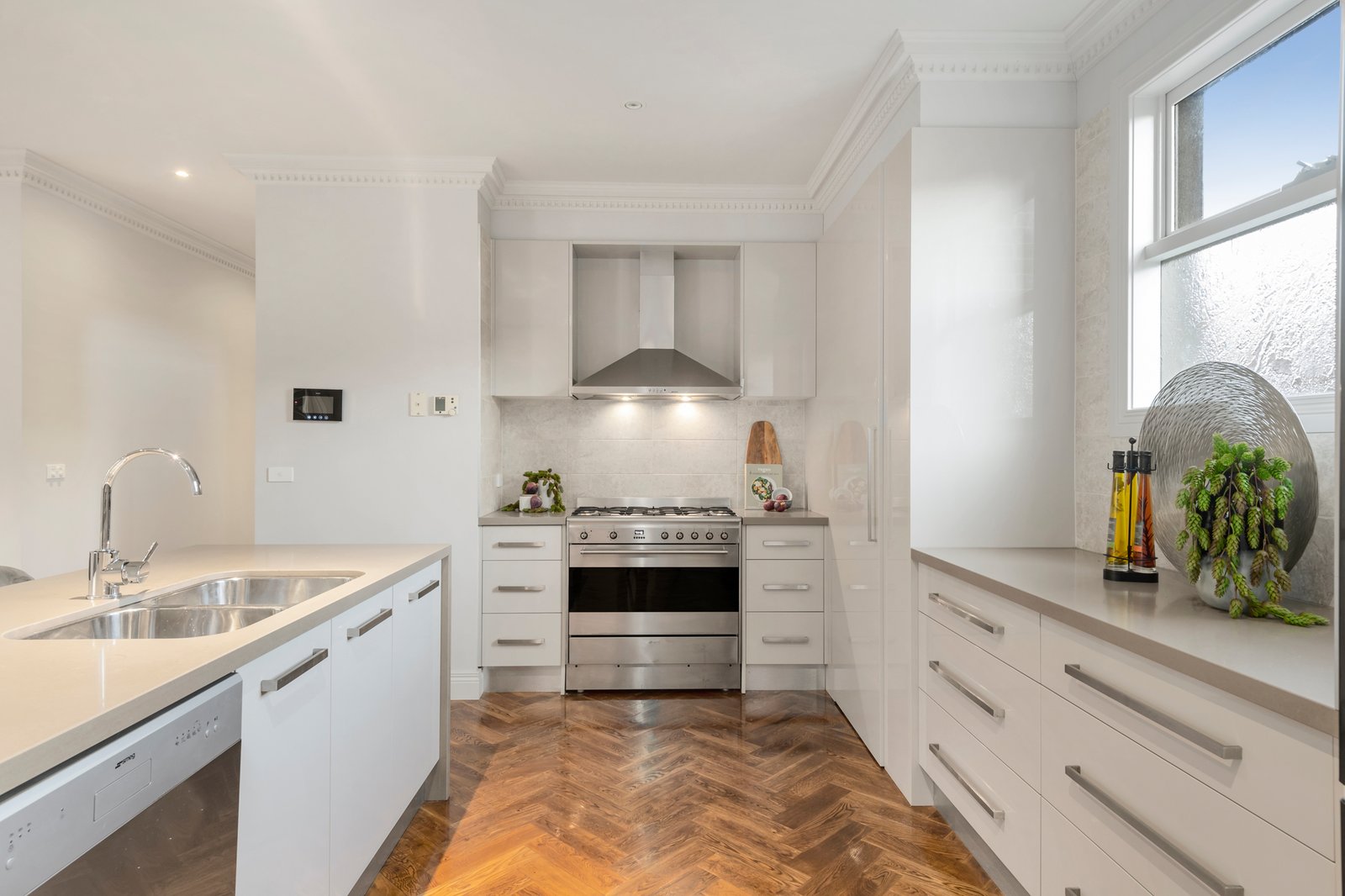 Gallery: 17 Miller Street
