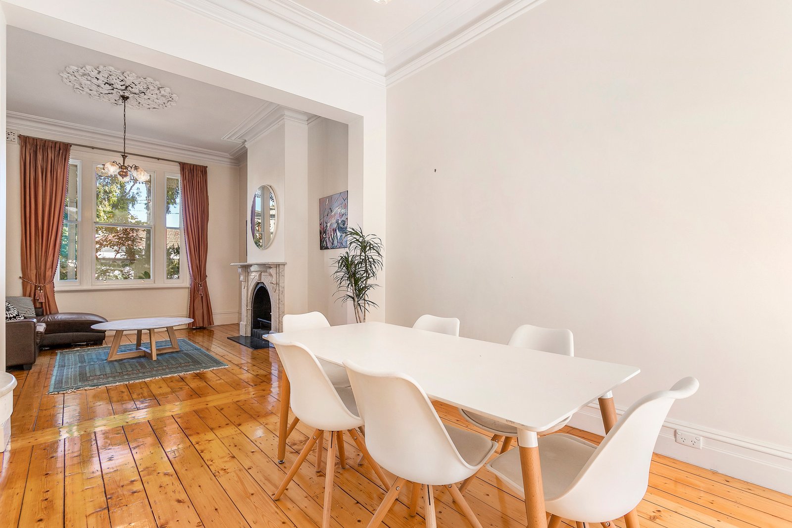 Gallery: 17 Mills Street