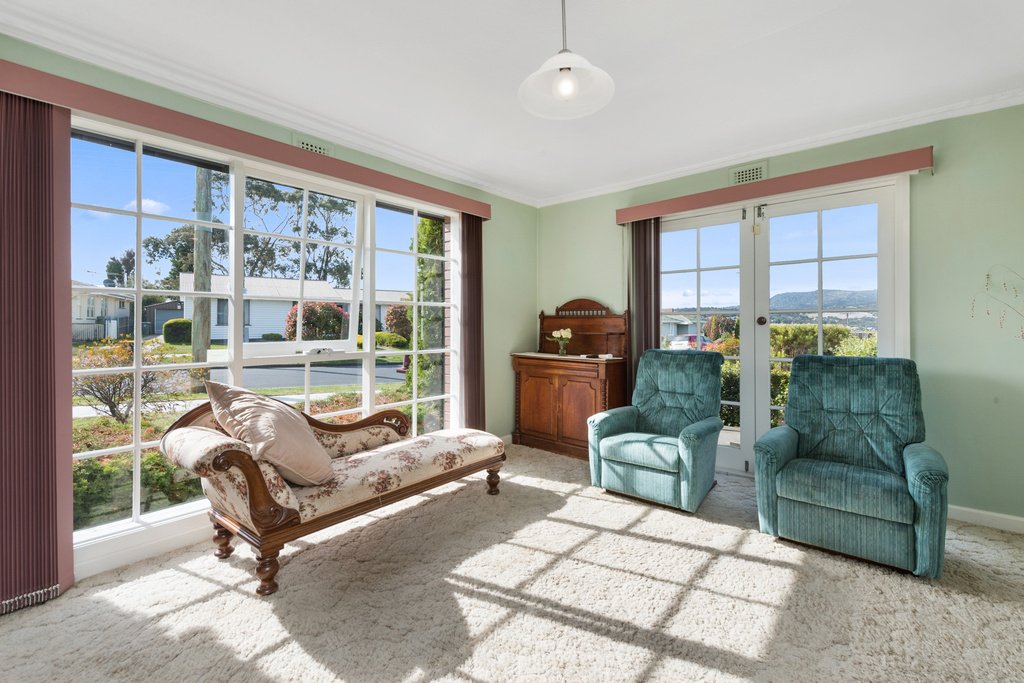 17 Mitcham Road CLAREMONT 2