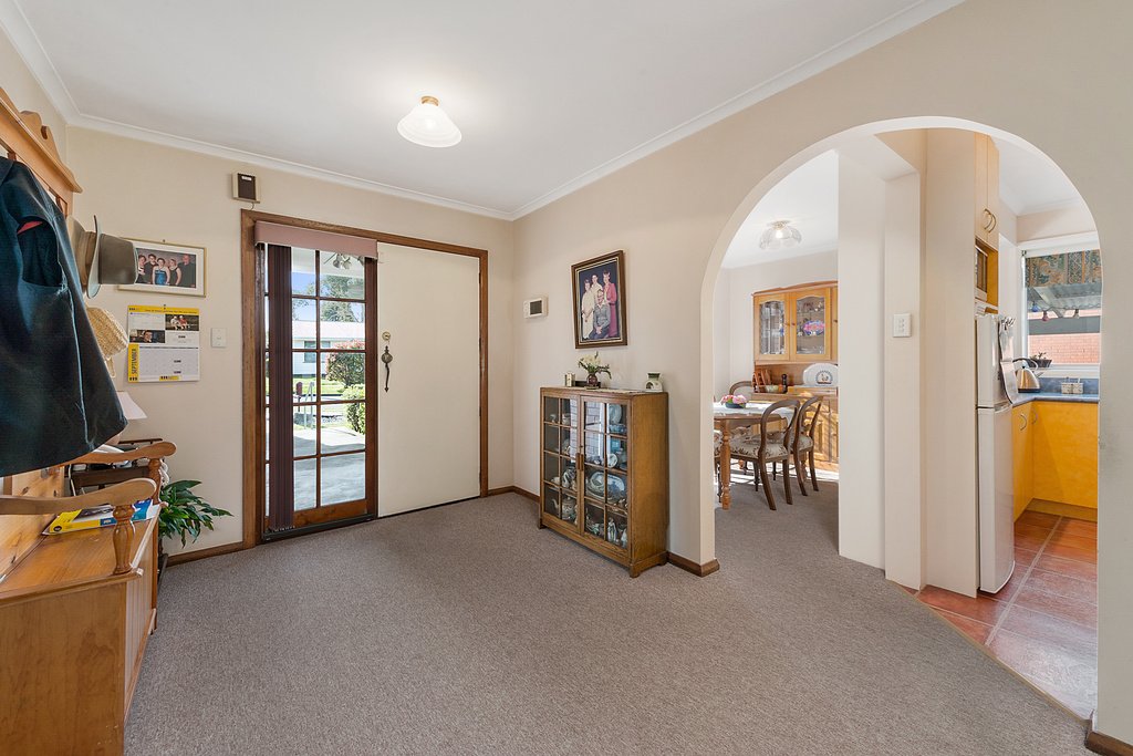 17 Mitcham Road CLAREMONT 13