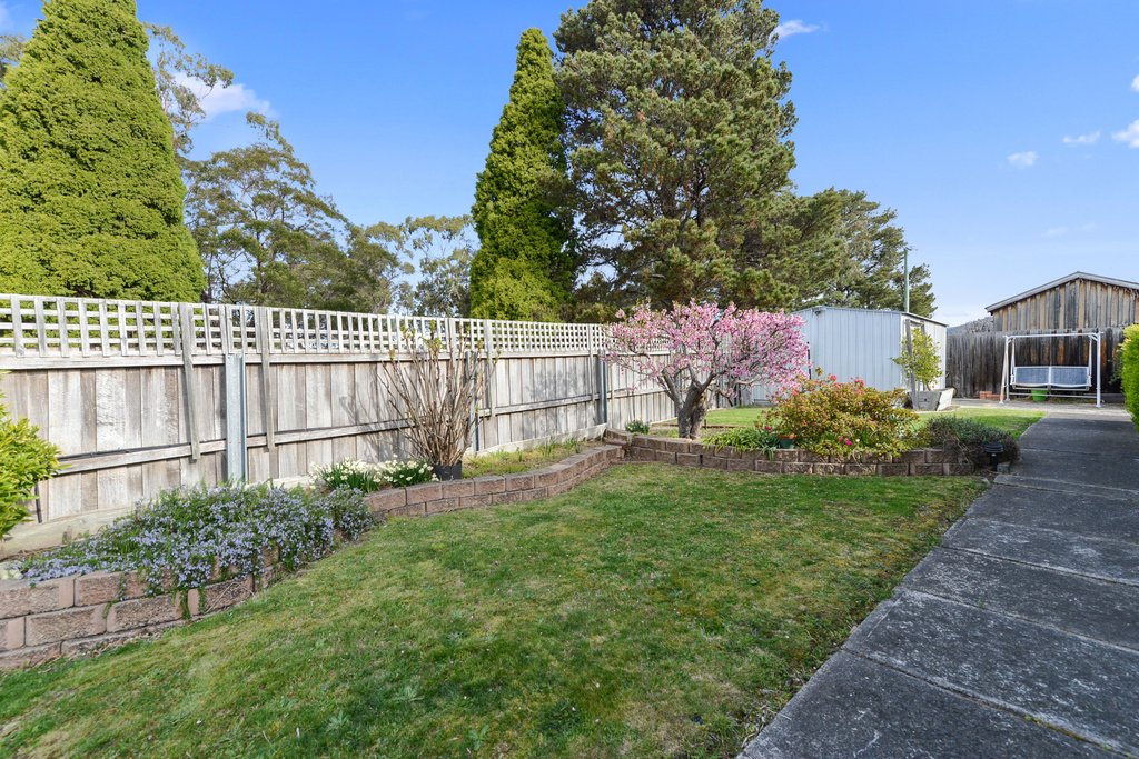 17 Mitcham Road CLAREMONT 16