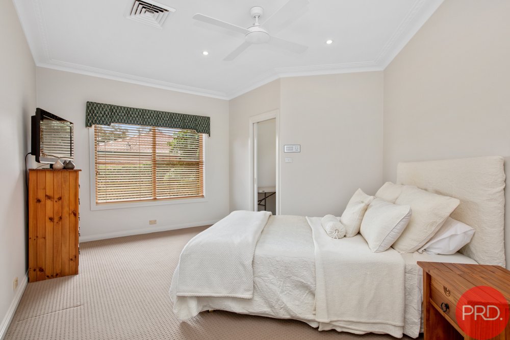 17 Moorea Close ASHTONFIELD 19