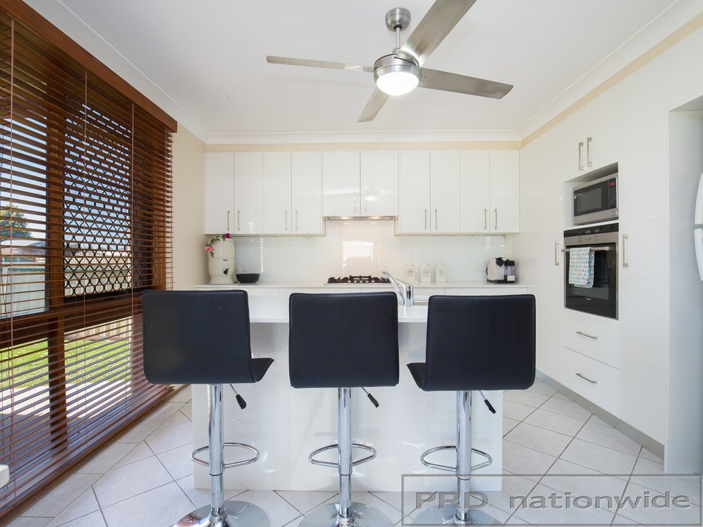 17 Moran Close METFORD 8