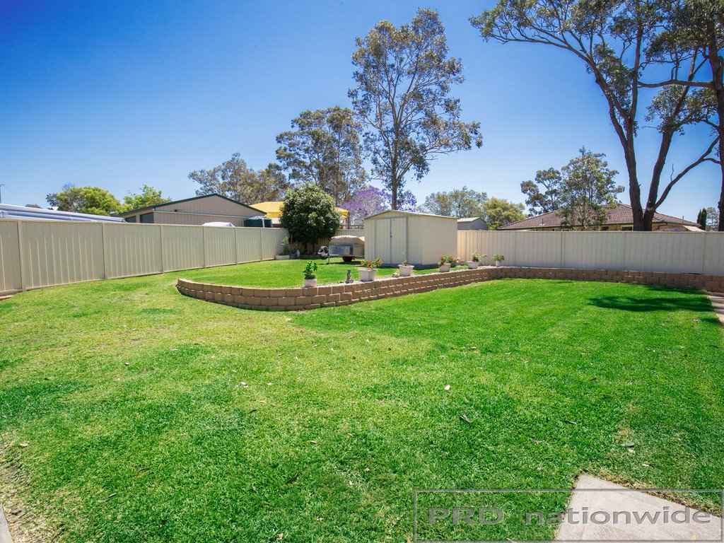 17 Moran Close METFORD 14