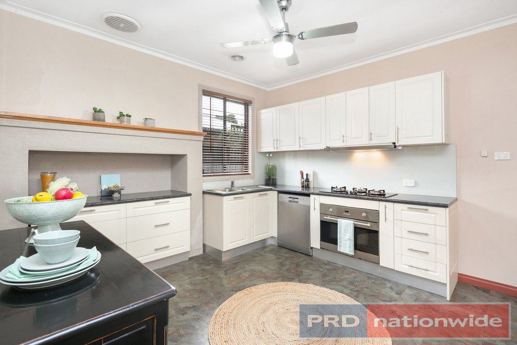 17 Munro Street ALFREDTON 8
