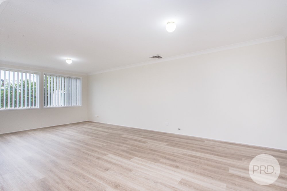 17 Musselburgh Close GLENMORE PARK 8