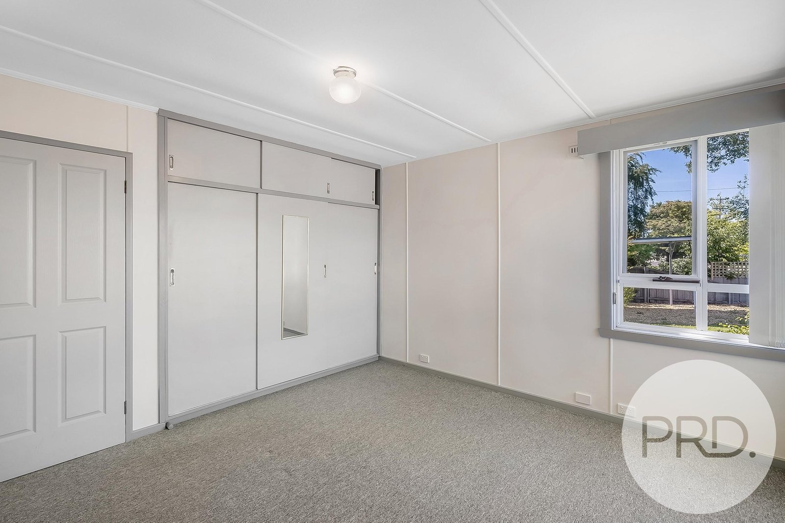 17 Myella Street BERRIEDALE 5