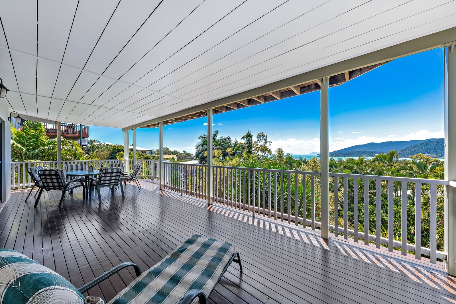 17 Nara Avenue AIRLIE BEACH 10