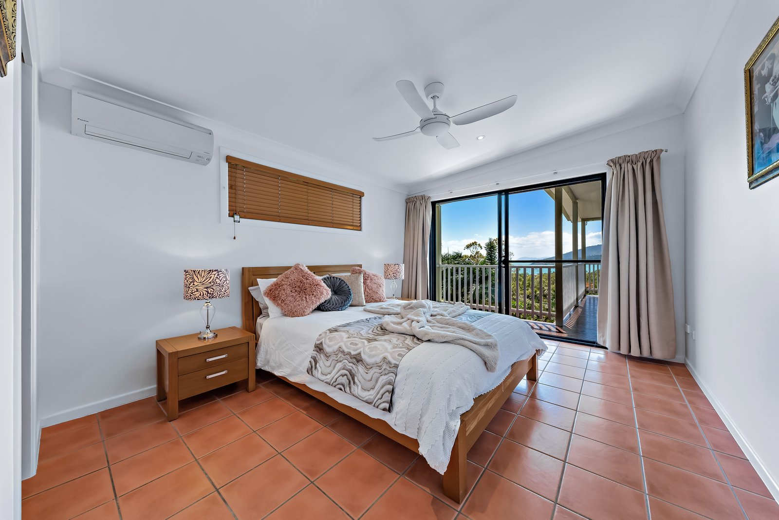 17 Nara Avenue AIRLIE BEACH 11