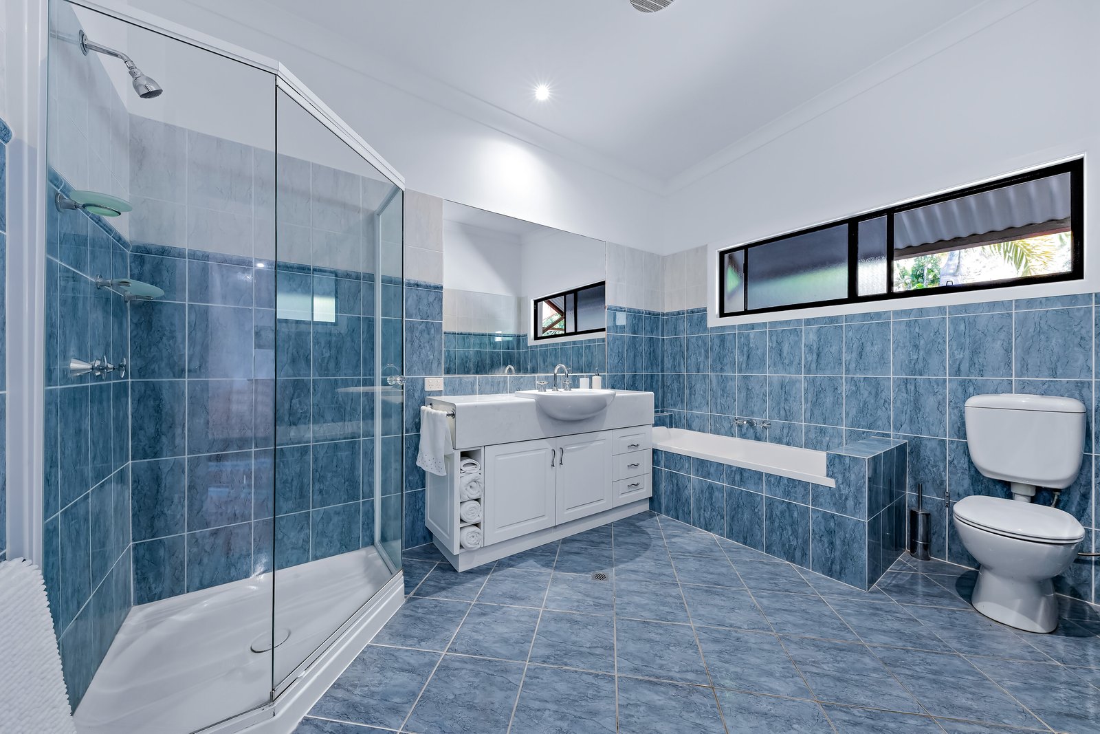 17 Nara Avenue AIRLIE BEACH 15