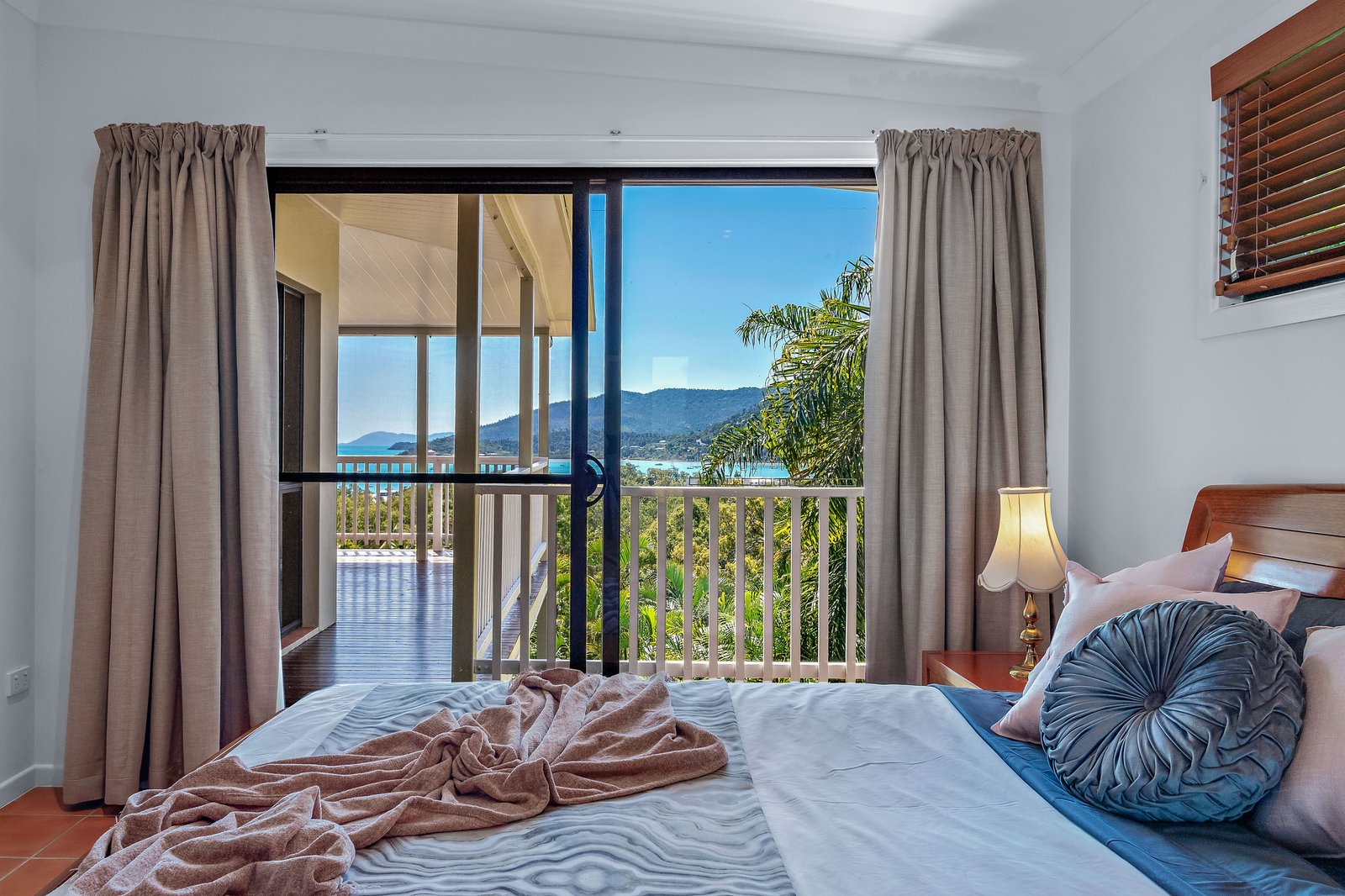 17 Nara Avenue AIRLIE BEACH 32