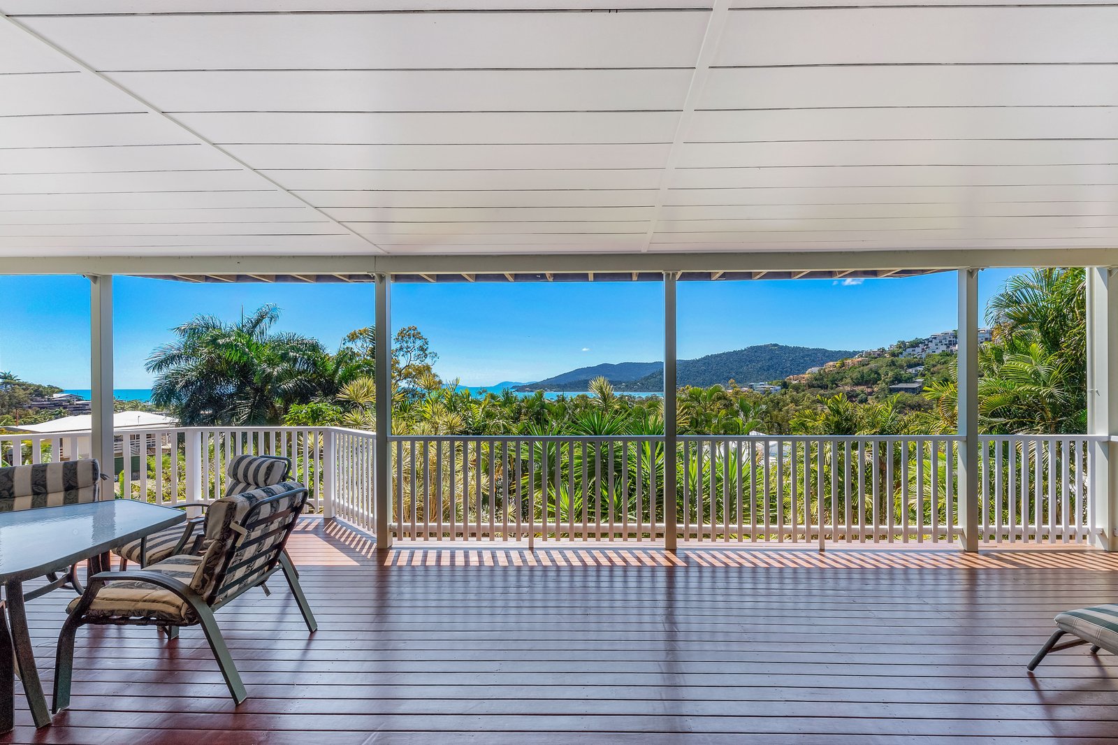 17 Nara Avenue AIRLIE BEACH 33