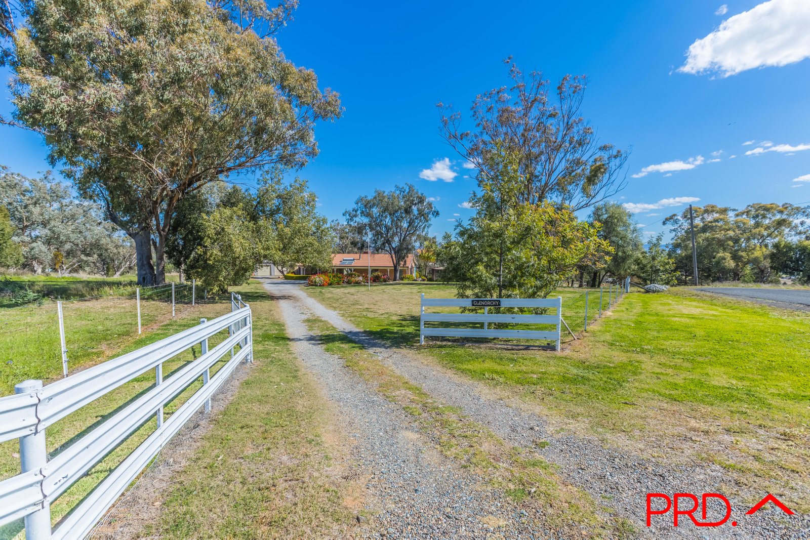 17 Nelson Crescent TAMWORTH 16