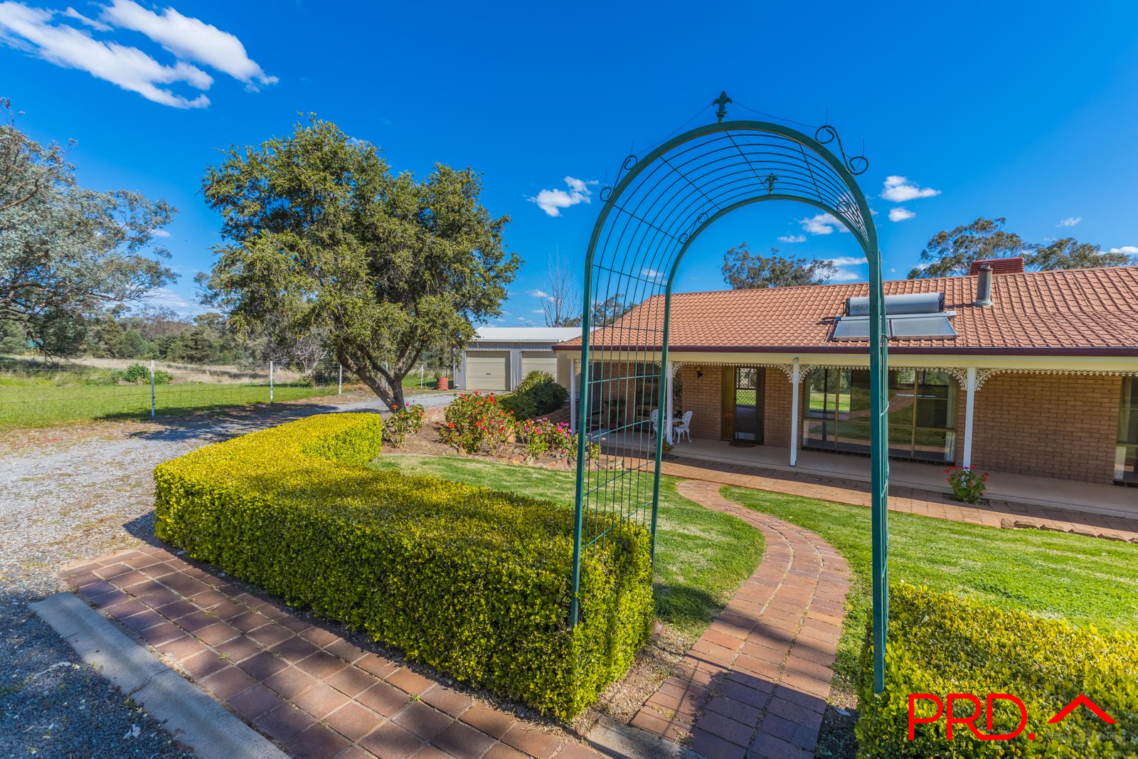 17 Nelson Crescent TAMWORTH 18
