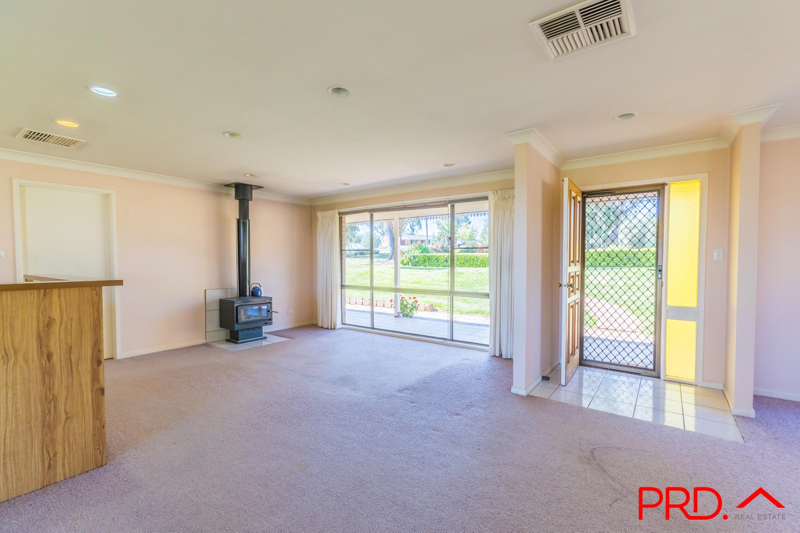 17 Nelson Crescent TAMWORTH 22