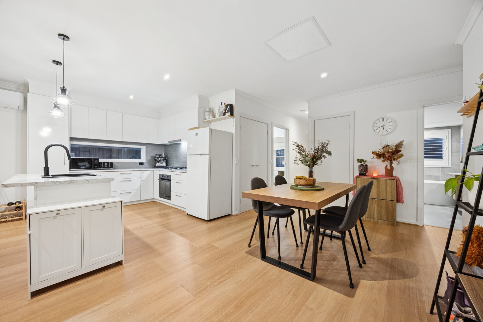 Gallery: 1/7 Newton Street