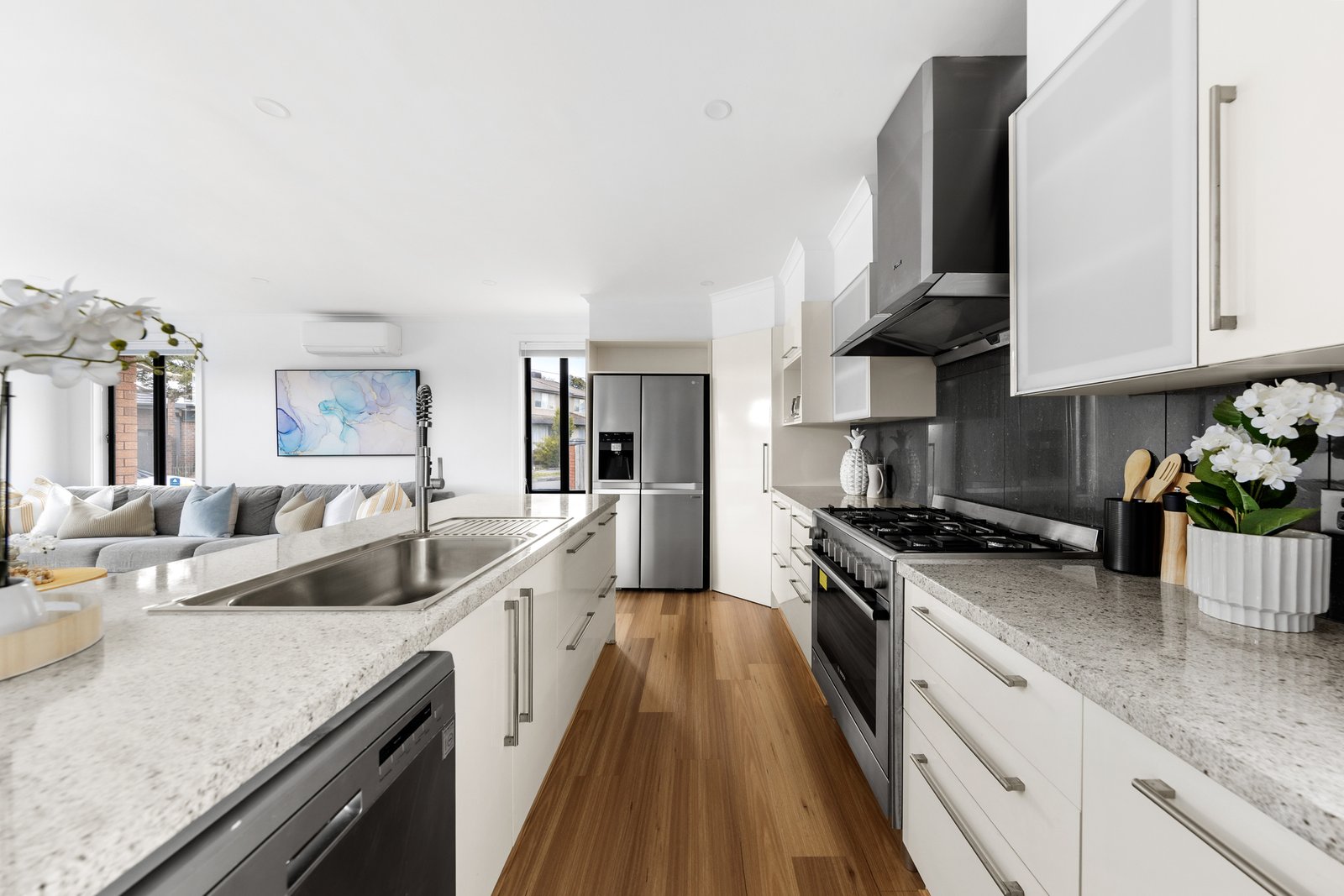 Gallery: 17 Ninevah Crescent