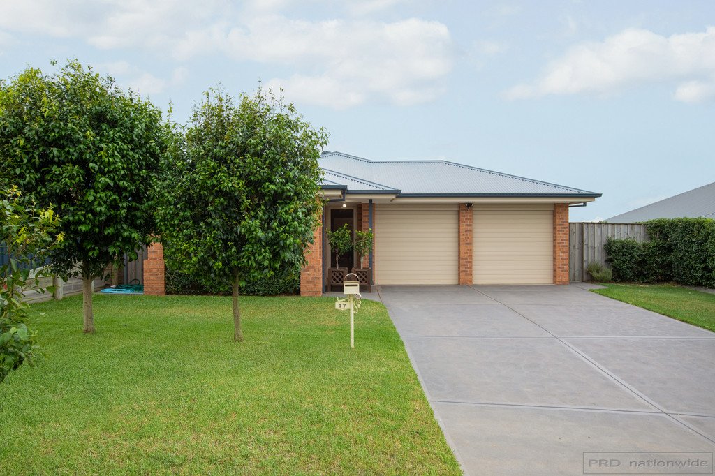 17 Oak Circuit GILLIESTON HEIGHTS 1