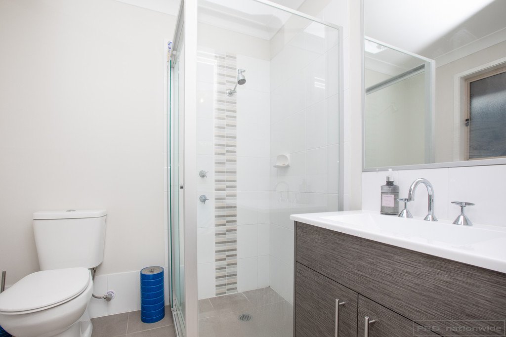 17 Oak Circuit GILLIESTON HEIGHTS 12