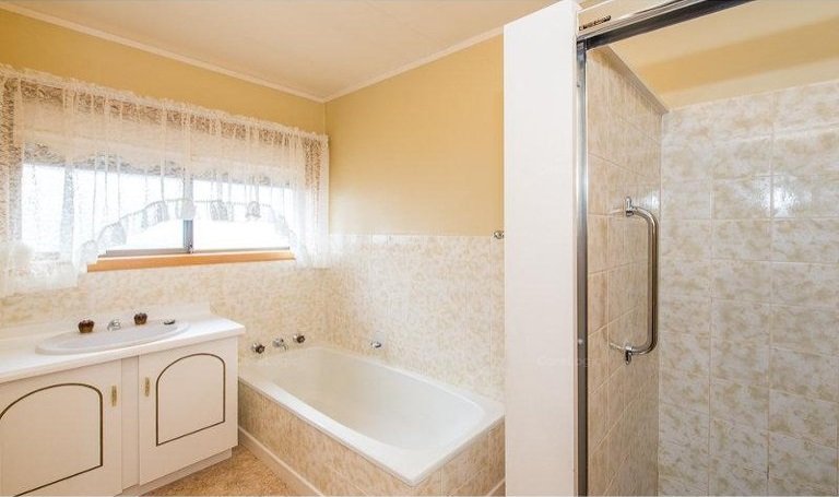 17 O'Brien Street GLENORCHY 9